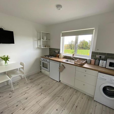 Hillview Apartment Бандън Екстериор снимка